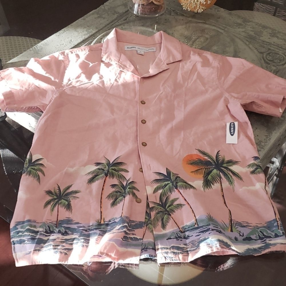 OLD Navy Summer Button Up Shirt